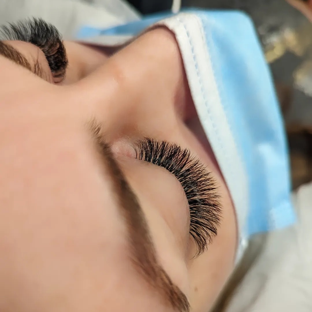 russian-volume lashes